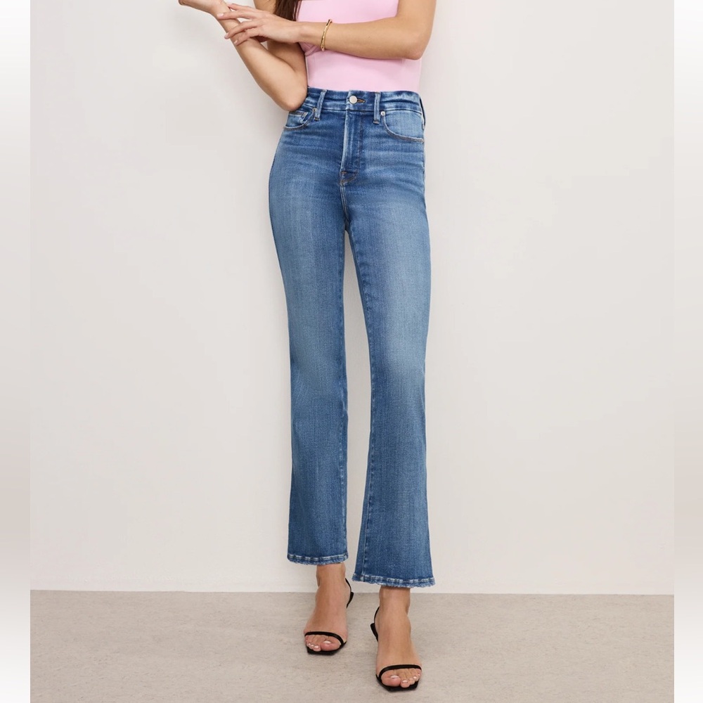 Good American Soft Tech Good Curve Straight Jeans